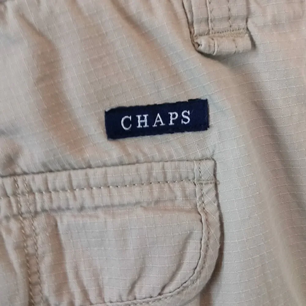 Chaps khaki 6 pocket cargo shorts